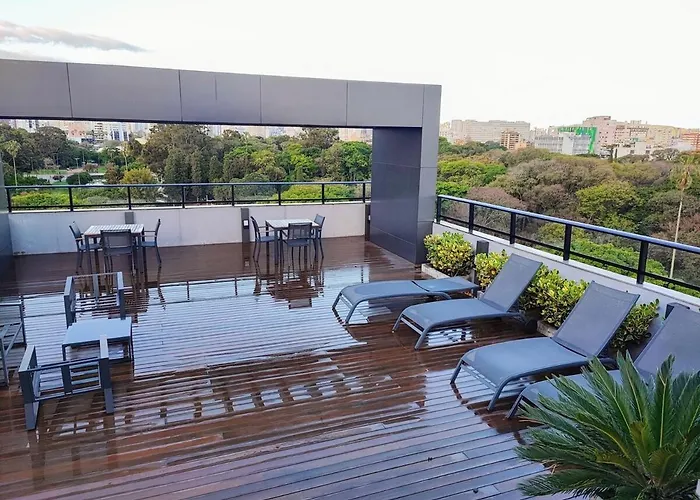 Em Frente Parque Farroupilha Com Garagem Porto Alegre