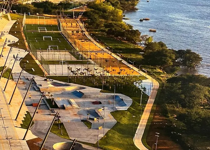 Apartamento Em Frente Parque Farroupilha Com Garagem Porto Alegre